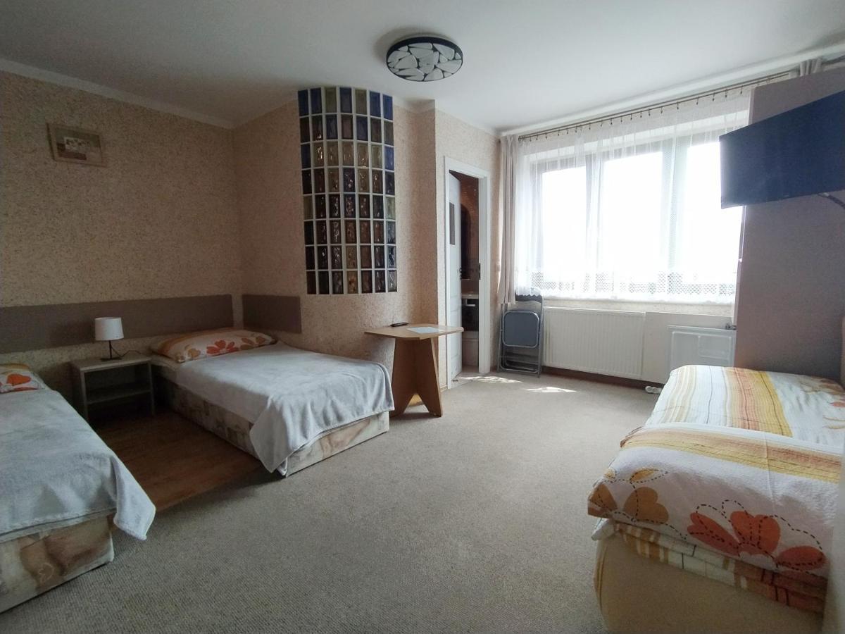 DziwnówU Zajaczkaアパートメント 部屋 写真